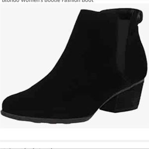 Blondo Waterproof Vance Suede Ankle Boot